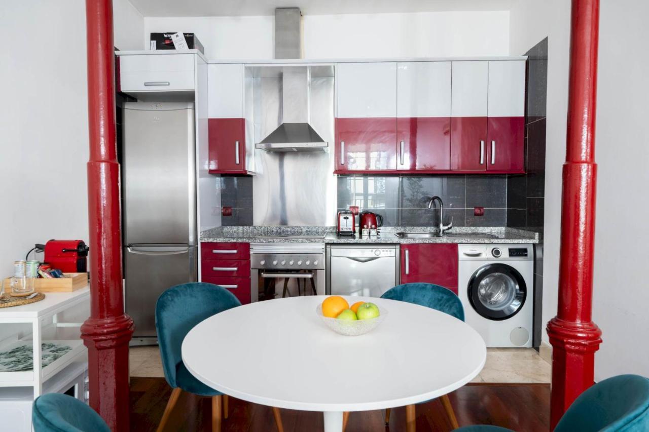 One bedroom apartment in Chueca Madrid Buitenkant foto
